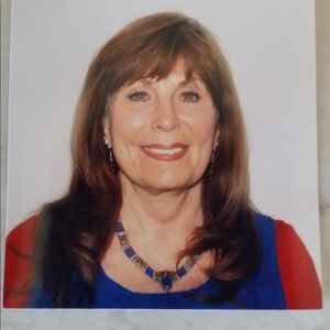 Meet your Posher, Carolyn